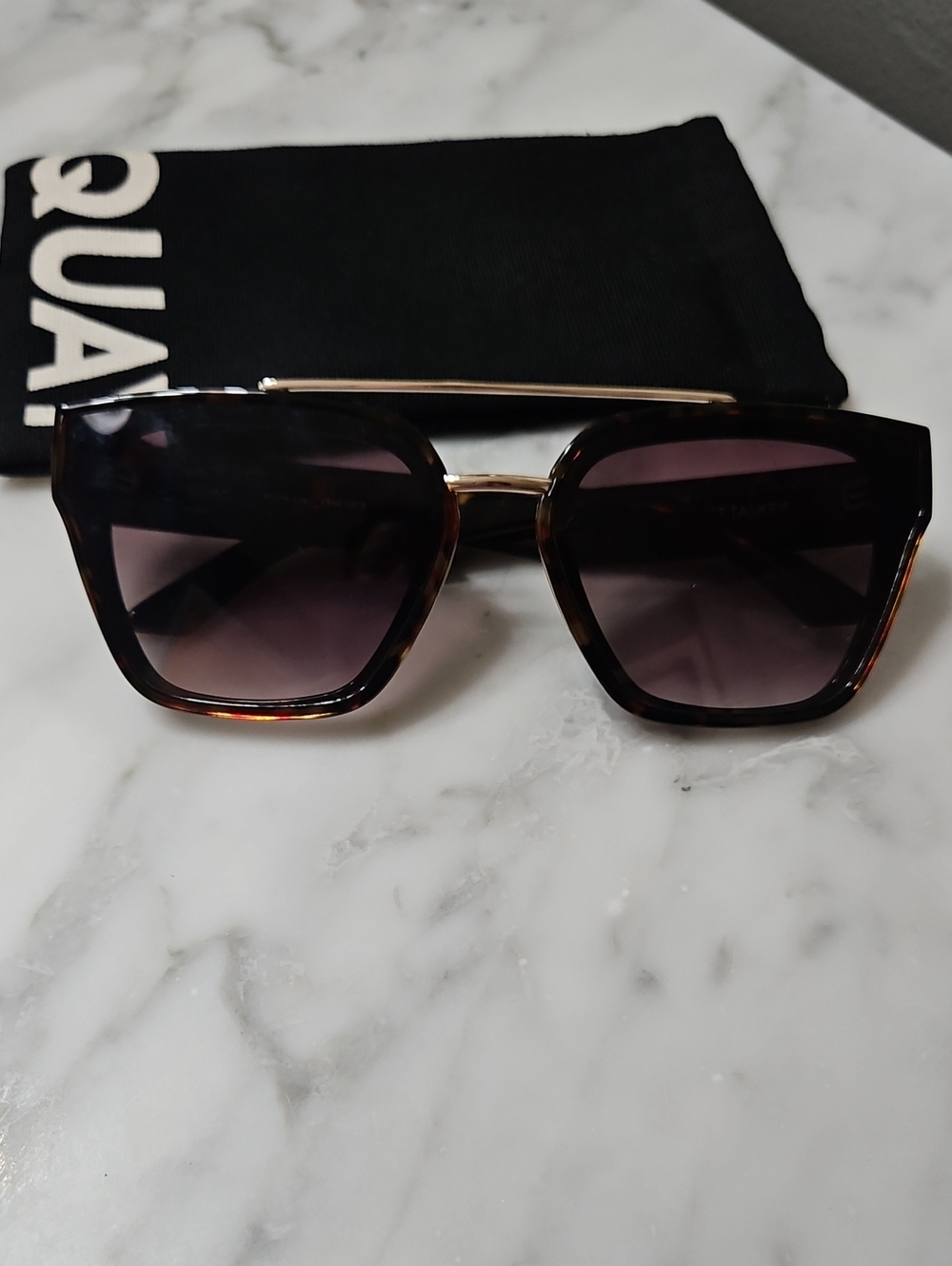 QUAY Sweet Talker Tortoiseshell With Gold Bridge
